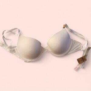 New with tags Victoria's Secret pink push up bra